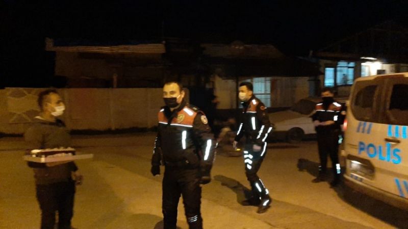Polislere tatlı sürpriz