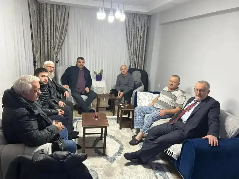 Hendek Ak Parti ilçe teşkilatından bir dizi ziyaret gerçekleşti