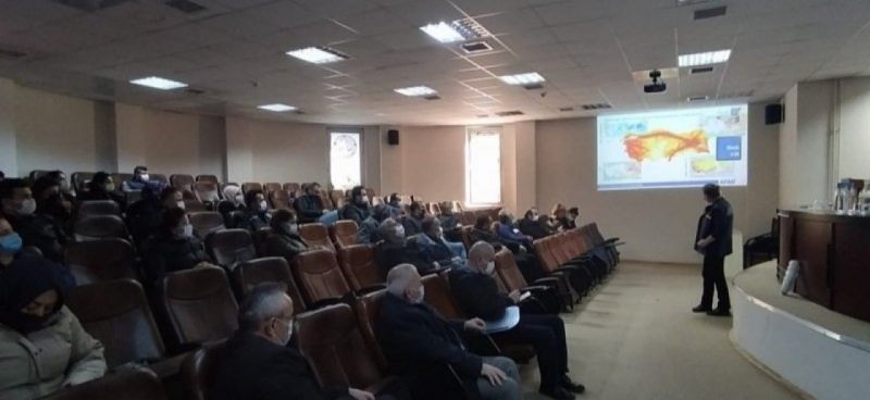 Afet farkındalık eğitimler ilçelerde devam ediyor