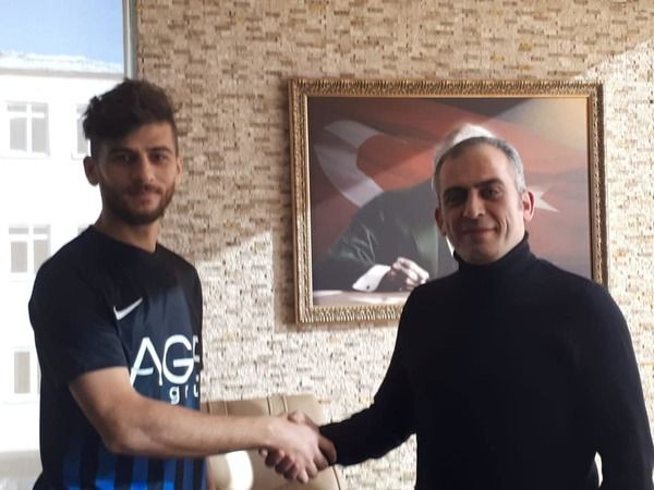 Hendek Spor Bartın Sporlu Muhammet Özdemir'i transfer etti