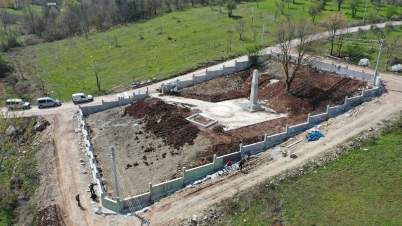 Ermeniler’in katlettiği kayıkçı ailenin kabirleri şehitliğe dönüştü