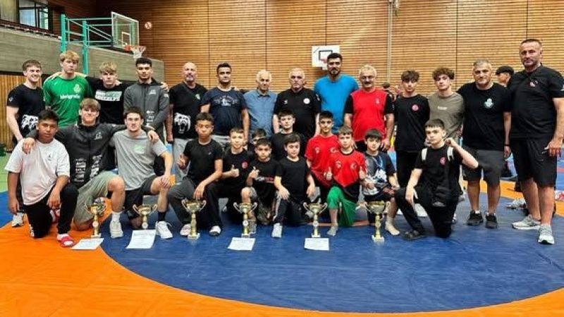 Hendekli güreşcilerden ilk gün 2 altın madalya