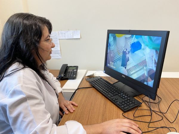 Covid-19 sürecinin beyaz önlüklü kahramanları umudunu aşılanmaya bağladı