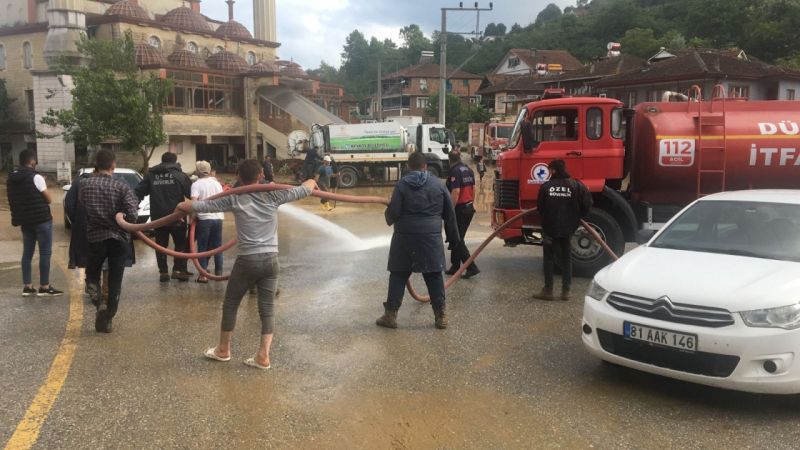 Düzce Belediyesi teyakkuz halinde