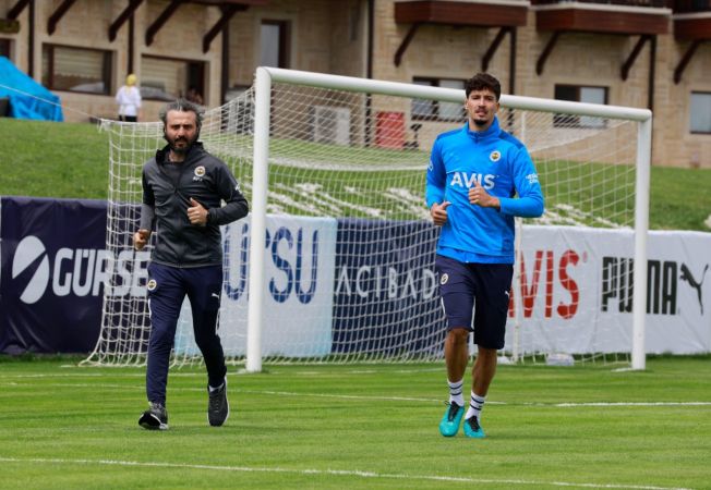 Fenerbahçe’den Topuk Yaylası’nda neşeli antrenman