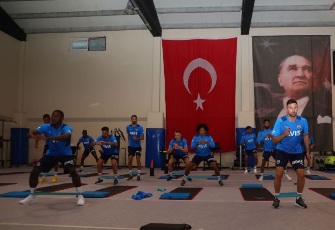 Fenerbahçe yeni sezon hazırlıklarını sürdürdü