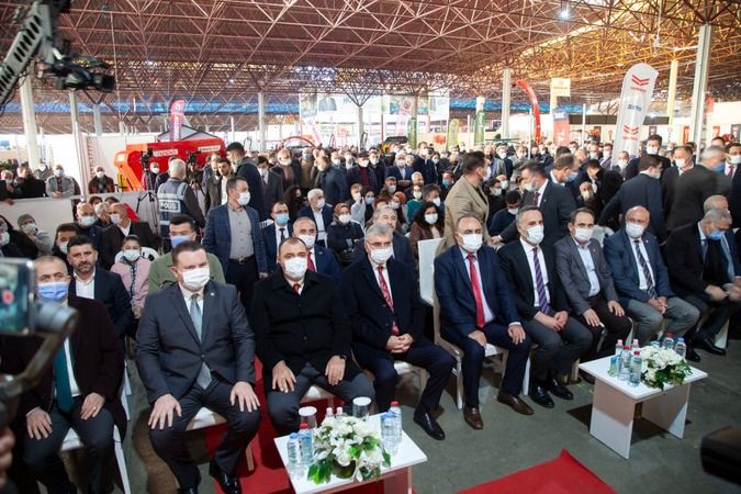 Sakarya Ticaret ve Sanayi Odası Yeni Yönetiminden Vali Balkanlıoğlu’na Ziyaret