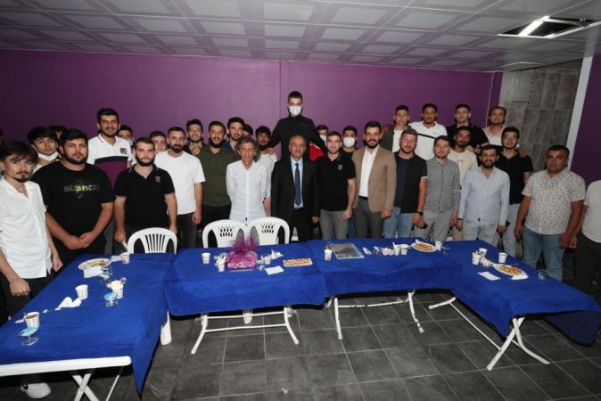 Başkan Büyükgöz, Gebzesporlu gençlerle buluştu