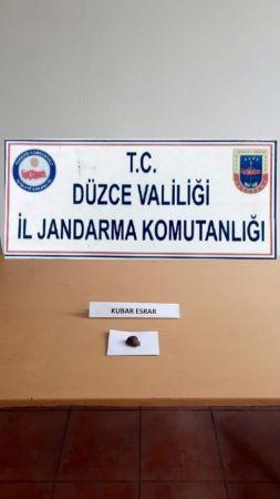 Yol kontrolünde uyuşturucu ile yakalanan şahıs gözaltına alındı