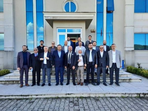 İşadamları Ereğli ve Zonguldak’daki fabrikaları inceledi