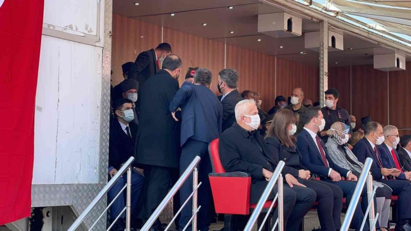 Gaziler tören alanında ayakta kalınca valilik harekete geçti