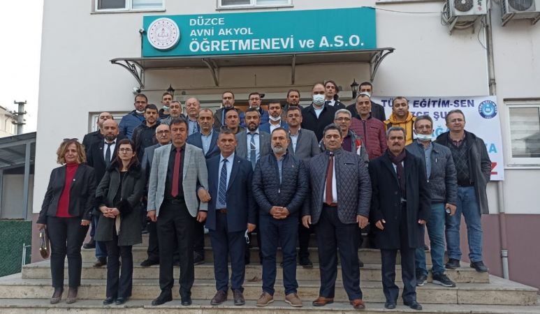 Türk Eğitim Sen Düzce Başkanı Yeşilyurt oldu
