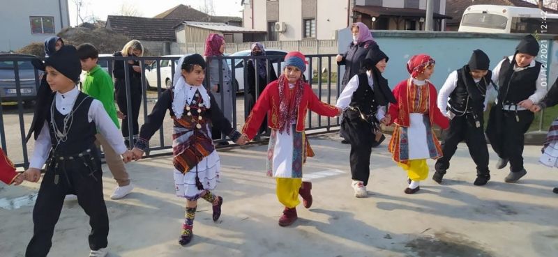 Karadeniz gününe öğrenci ve velilerden yoğun ilgi
