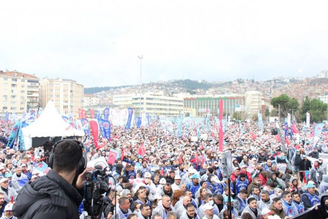 Türk Metal Sendikası, MESS’in teklifini Kocaeli’de protesto etti