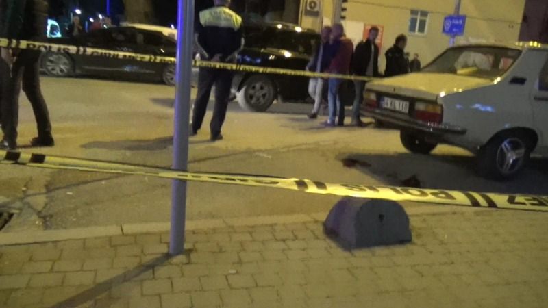 Emniyetin Önünde Silahlı Yaralama