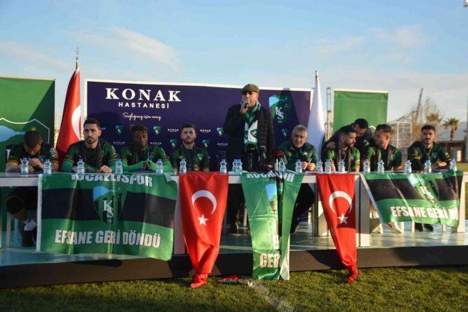 Kocaelispor’da taraftara açık imza şov
