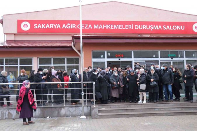 Havai fişek fabrikasındaki patlama davası sonrası müştekilerden basın açıklaması