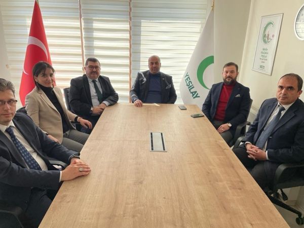 Yeşilay Genel Sekreteri Dursun, Düzce’deki çalışmaları dinledi