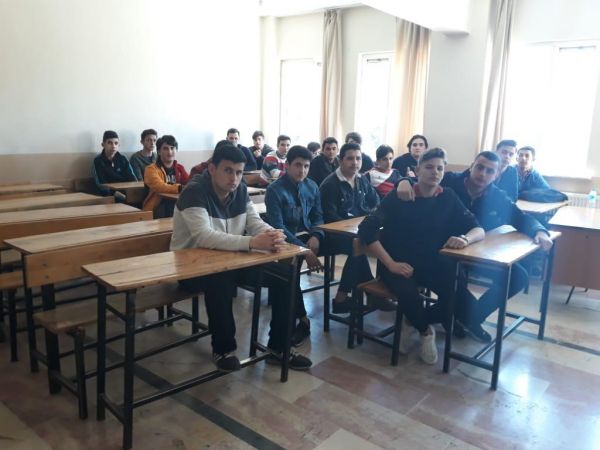 MBD ORTAÖĞRETİMDEN ‘HAK, DAVA YOLCUSU MUHSİN YAZICIOĞLU’ ADLI PANO ÇALIŞMASI