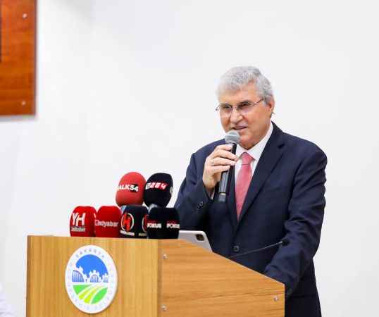 Başkan Yüce ‘Temmuz’u işaret etti: Nehir Ada, Mithatpaşa Garı ve Kocaali Sahili’nde işlem başlıyor