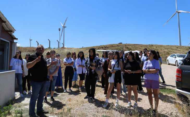 SEDAŞ'ın Next projesinde öğrenciler enerji santralini ziyaret etti