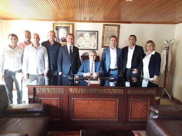 BAŞKAN YÜCE'DEN, SAKARYA 2’İNCİ EL OTO GALERİCİLERİ SİTESİ'NİN HAYIRLI OLSUN ZİYARETİ