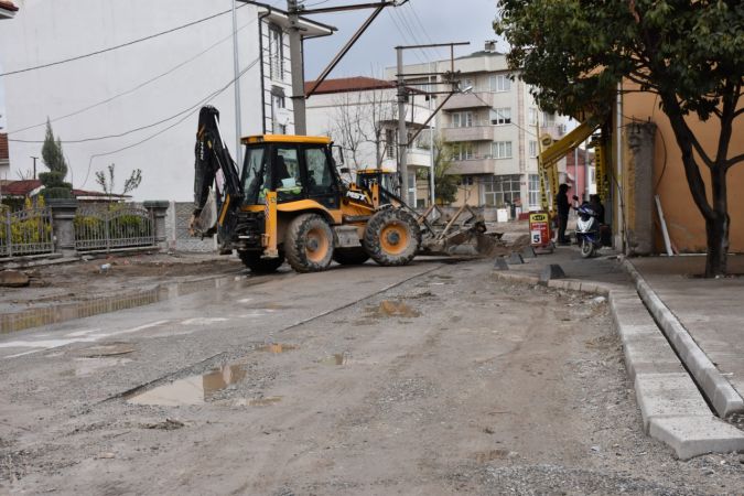HACIOĞLU’NDA SONA GELİNİYOR, TÜRBE’DE START VERİLDİ