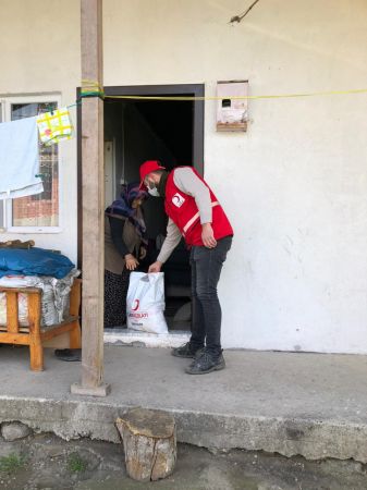Koronavirüse karşı Erenler Kızılay sahada