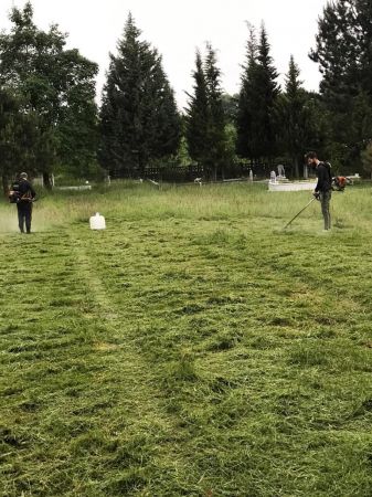 Kışlaçay Gençliğinden Örnek Davranış Köy Mezarlığı Temizlendi!