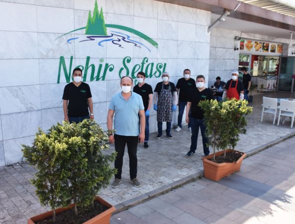 YAZ GÜNLERİNİN KEYFİ NEHİR SEFASINDA