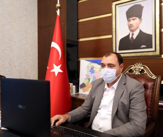 Vali Çetin Oktay Kaldırım Başkanlığında Geniş Katılımlı Koronavirüs Değerlendirme Toplantısı Yapıldı