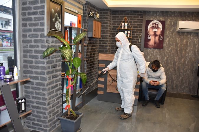 ERENLER DE BERBERLER DEZENFEKTE EDİLİYOR