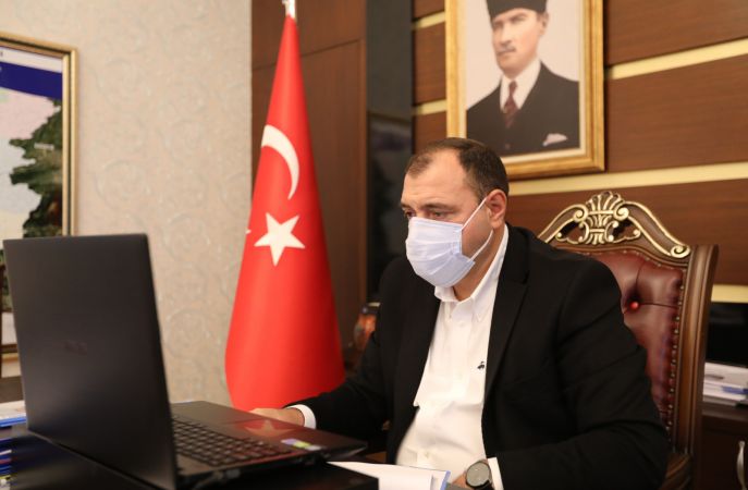 Vali Çetin Oktay Kaldırım Başkanlığında Koronavirüs Değerlendirme Toplantısı Yapıldı