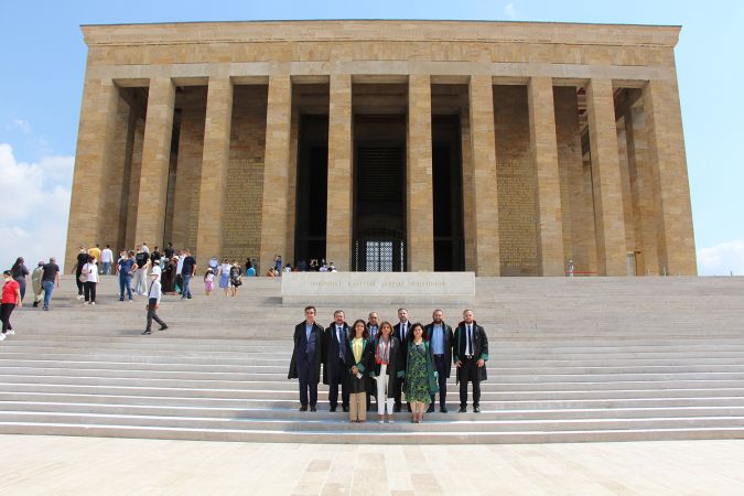 Sakarya Barosu'ndan Anıtkabir ve TBB ziyareti
