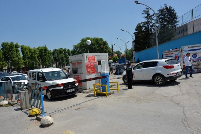 HENDEK OTOPARKINDA PLAKA TANIMA SİSTEMİNE GEÇİLDİ