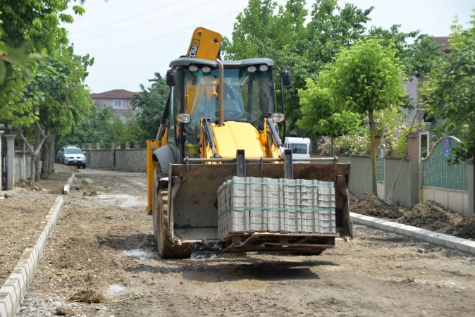 YENİMAHALLE’DE BİR SOKAK DAHA YENİLENİYOR
