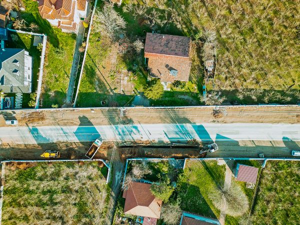 Büyükşehir’den Akyazı’ya kanalizasyon Karapürçek’e yağmursuyu hattı