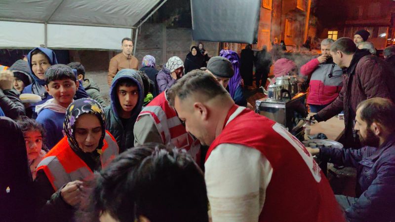 Depremzedeler için Mevlid-i Şerif programı düzenlendi