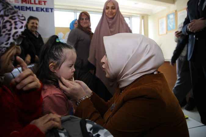 MİLLETVEKİLİ ÇİĞDEM ERDOĞAN ATABEK PAMUKOVA'LILARIN GÖNLÜNÜ FETHETTİ