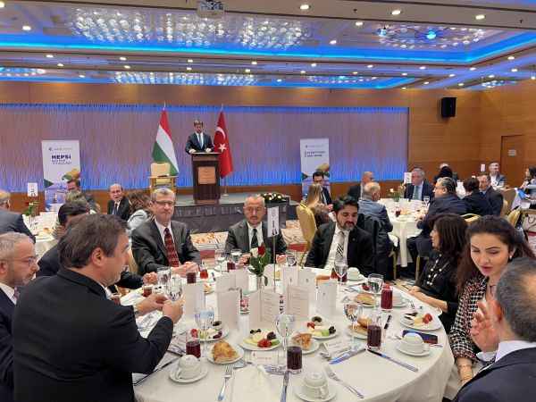 Macaristan Büyükelçiliği İftar Verdi
