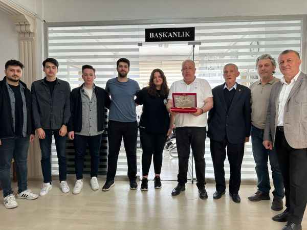 SÖĞÜTLÜ BELEDİYESİ'' TEBRİKLER GENÇLER''