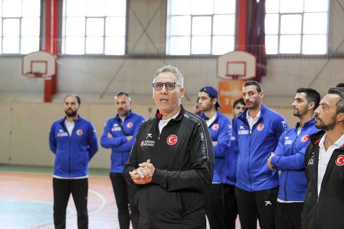 Hentbol Milli Takımı SUBÜ öğrencileriyle buluştu