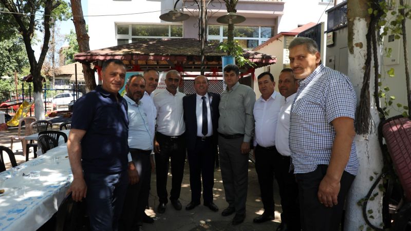 Ferizli'de Bayramlaşma Coşkusu