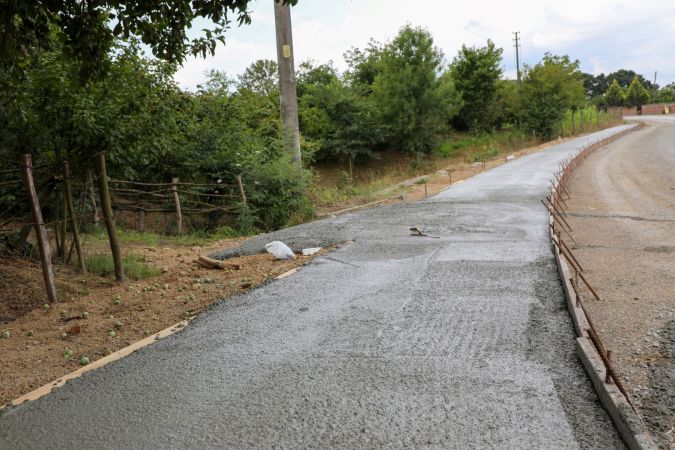 Ferizli Belediyesi, Sinanoğlu Mahallesi’nde Asfalt Öncesi Çalışmalarına Hız Verdi