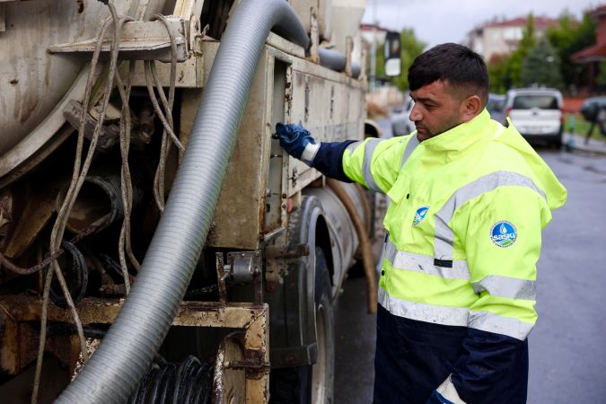 Yağışların etkilediği bölgelere SASKİ’den anında müdahale