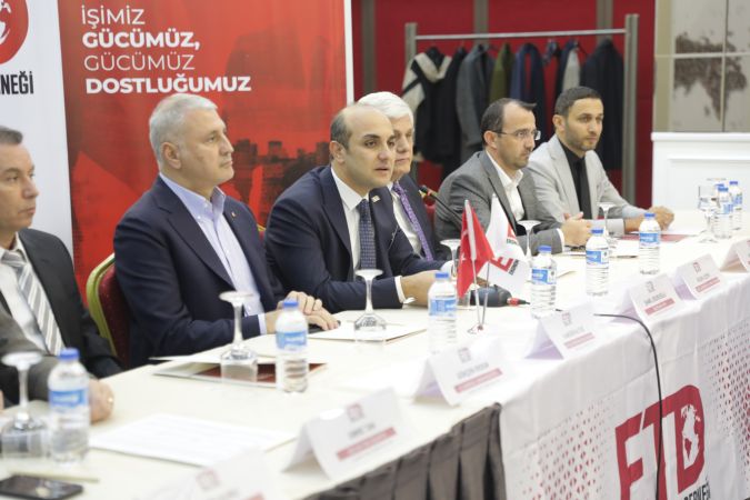 Başkan Altuğ, Ekonomi Ticaret Derneği (ETD) Sezon Açılış Toplantısı'na İştirak Etti