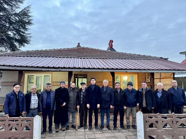 Kaymakam vatandaşların taleplerini dinlemeye sabah namazında başlıyor