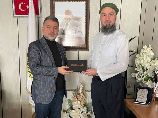KARAPÜRÇEK BELEDİYESİNDE ZAM SEVİNCİ..