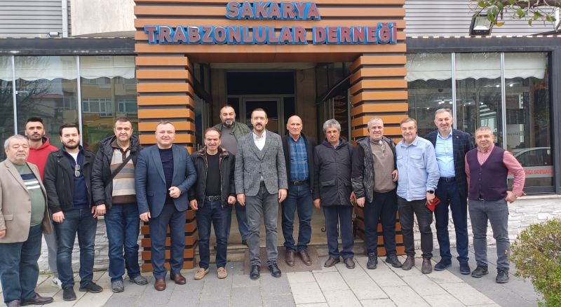 Sakarya Trabzonlular Derneği’nde bayrak değişimi: yeniBaşkan Dr. İsmet Kartal oluyor