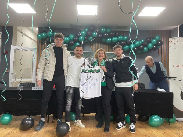 Sakaryaspor Ali Dilmen İlkokulu’nda Öğrencileri Ziyaret Etti.